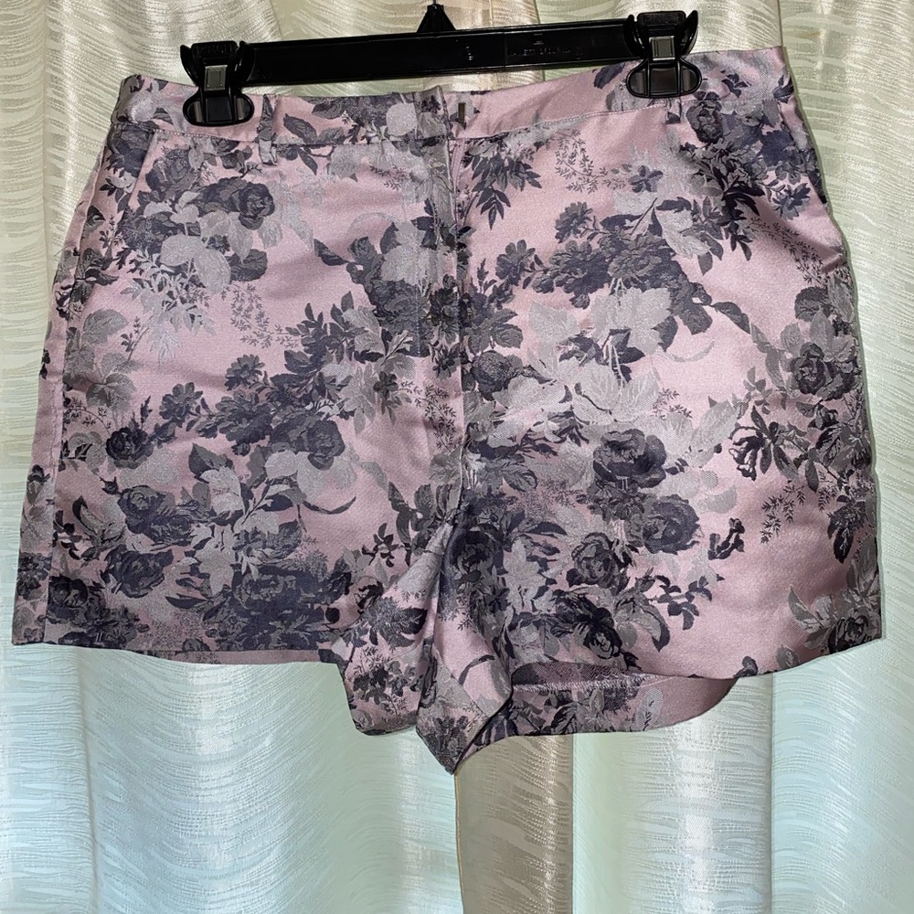 ❤️Flower shorts❤️